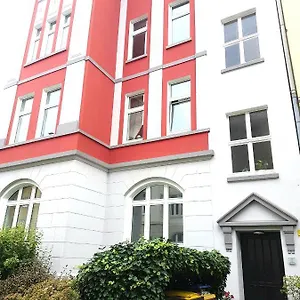  Apartment Get-your-flat: Cozy Grunderzeithaus In Kreuzviertel